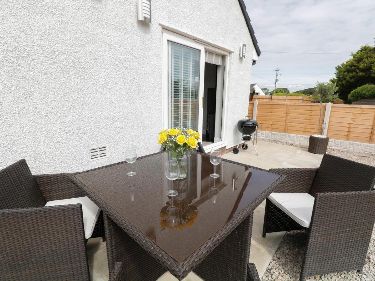 Villa White Stones Ulverston Exterior foto